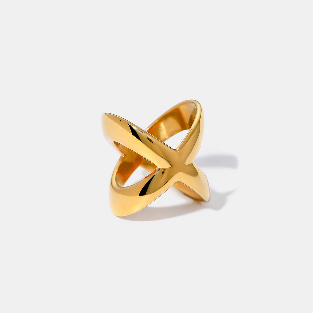 18K Gold-Plated Crisscross Ring - Laazaar