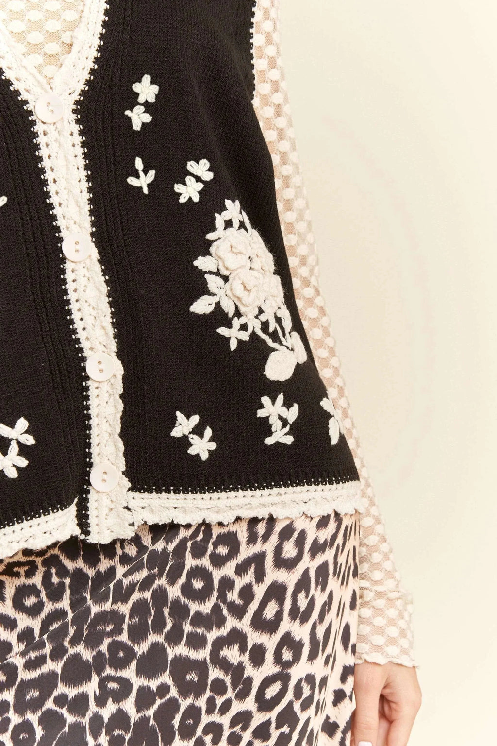 Davi & Dani Floral Embroidered Lace Sweater Knit Vest