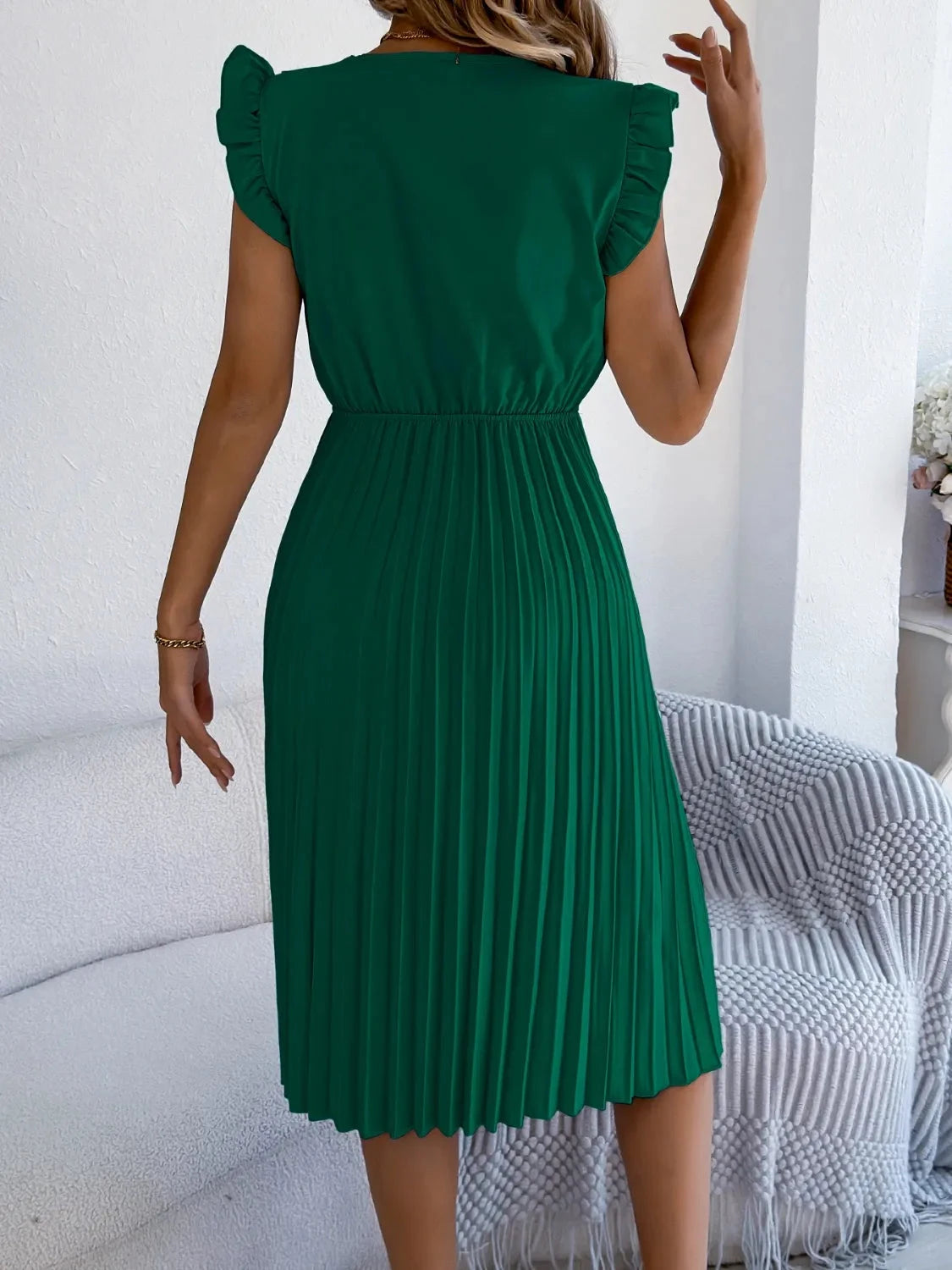 Lace Detail Ruffled Cap Sleeve Pleated Dress