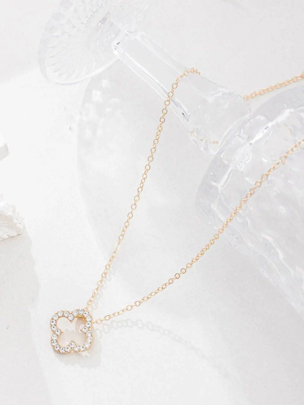 Inlaid Zircon Clover Pendant Necklace