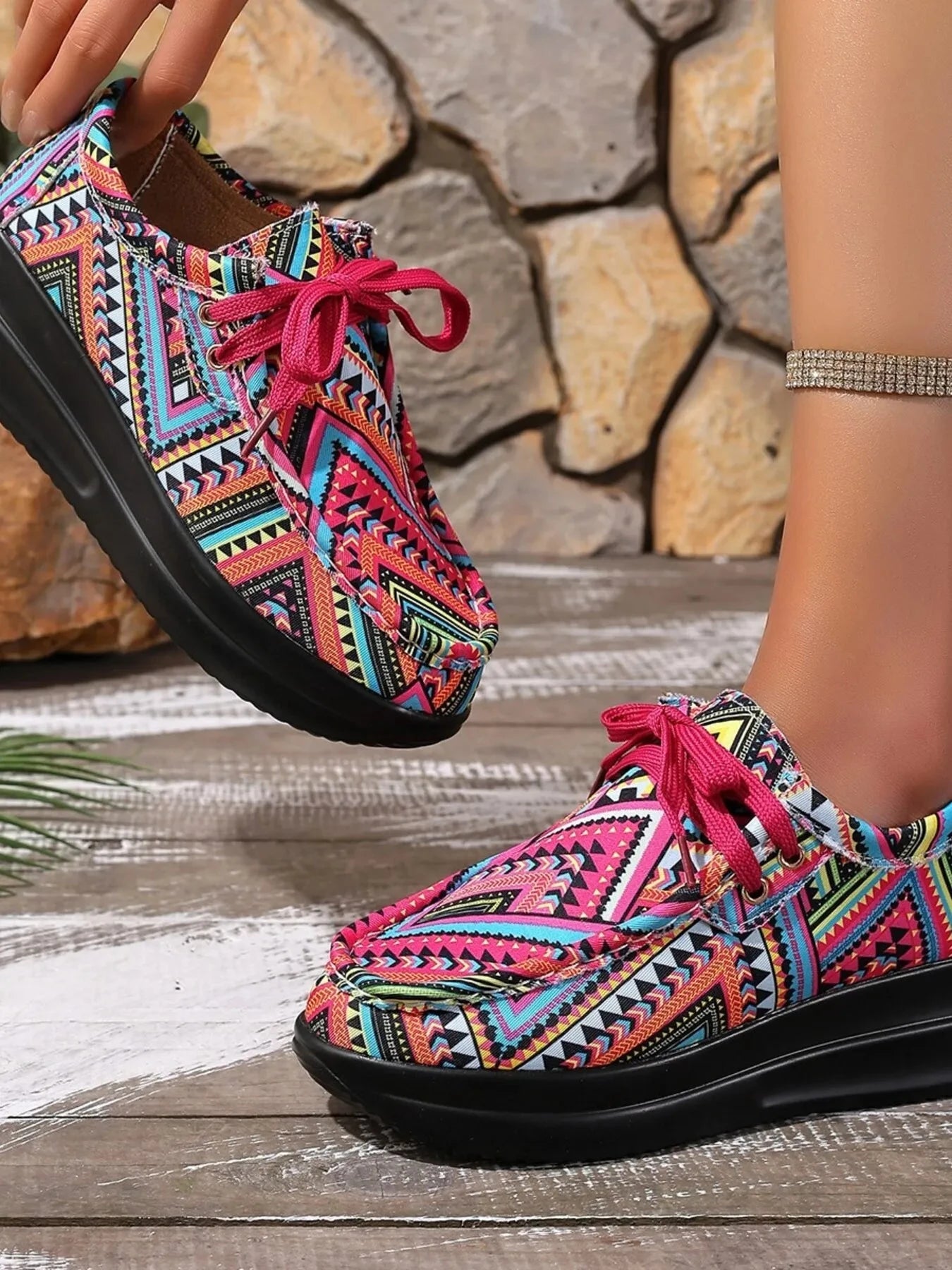 Graffiti Print Platform Sneakers