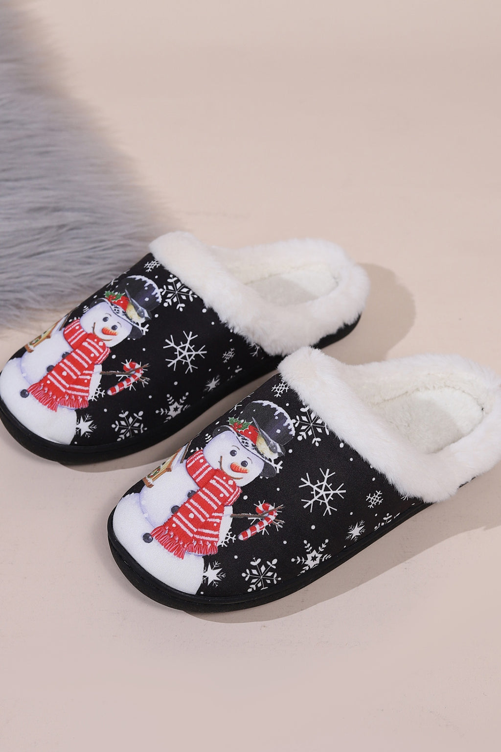 Snowman Round Toe Faux Fur Slippers - Laazaar