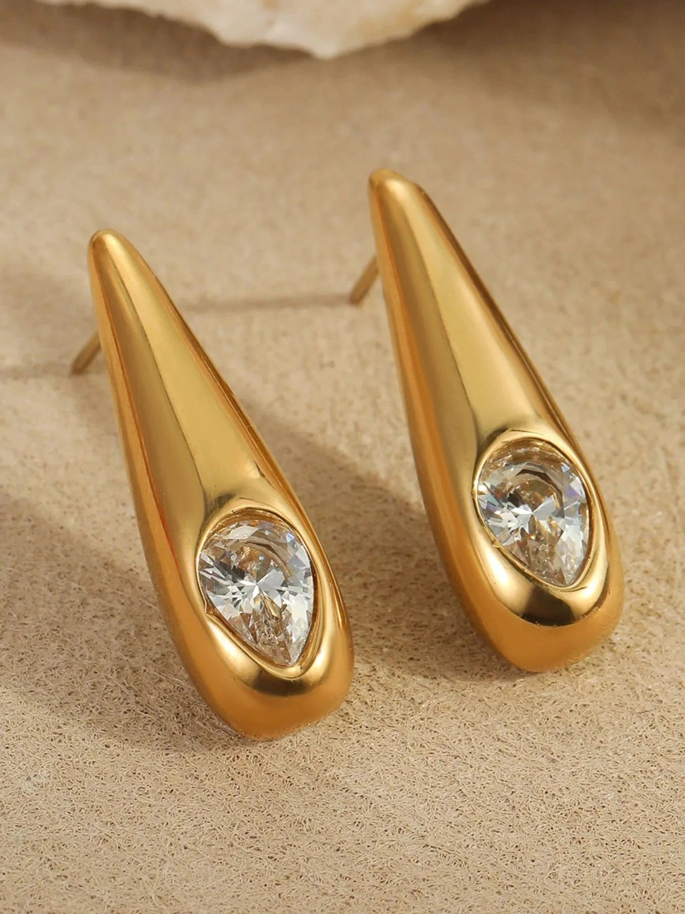 18K Gold-Plated Zircone Teardrop Earrings