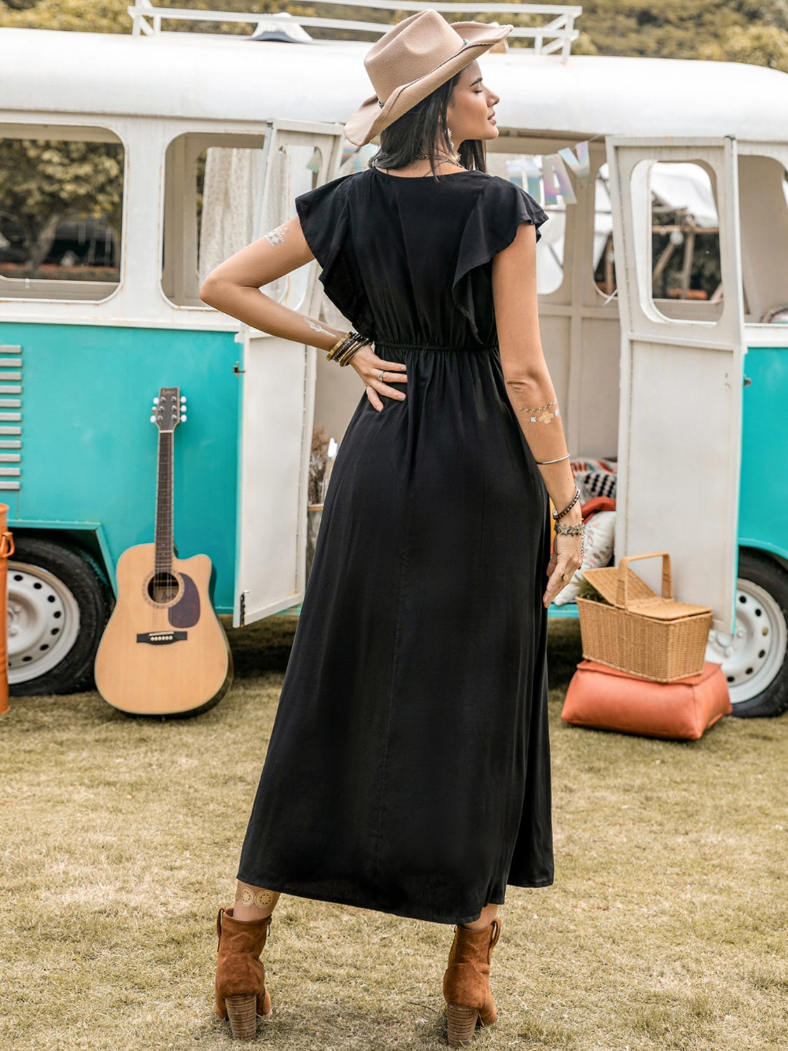 640a44cd-1208-4db2-a8bf-d5a79df73e70-Max