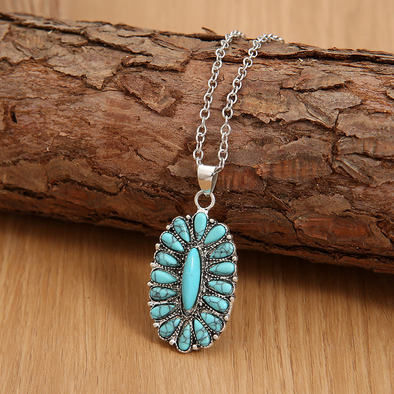 Artificial Turquoise Pendant Alloy Necklace - Laazaar