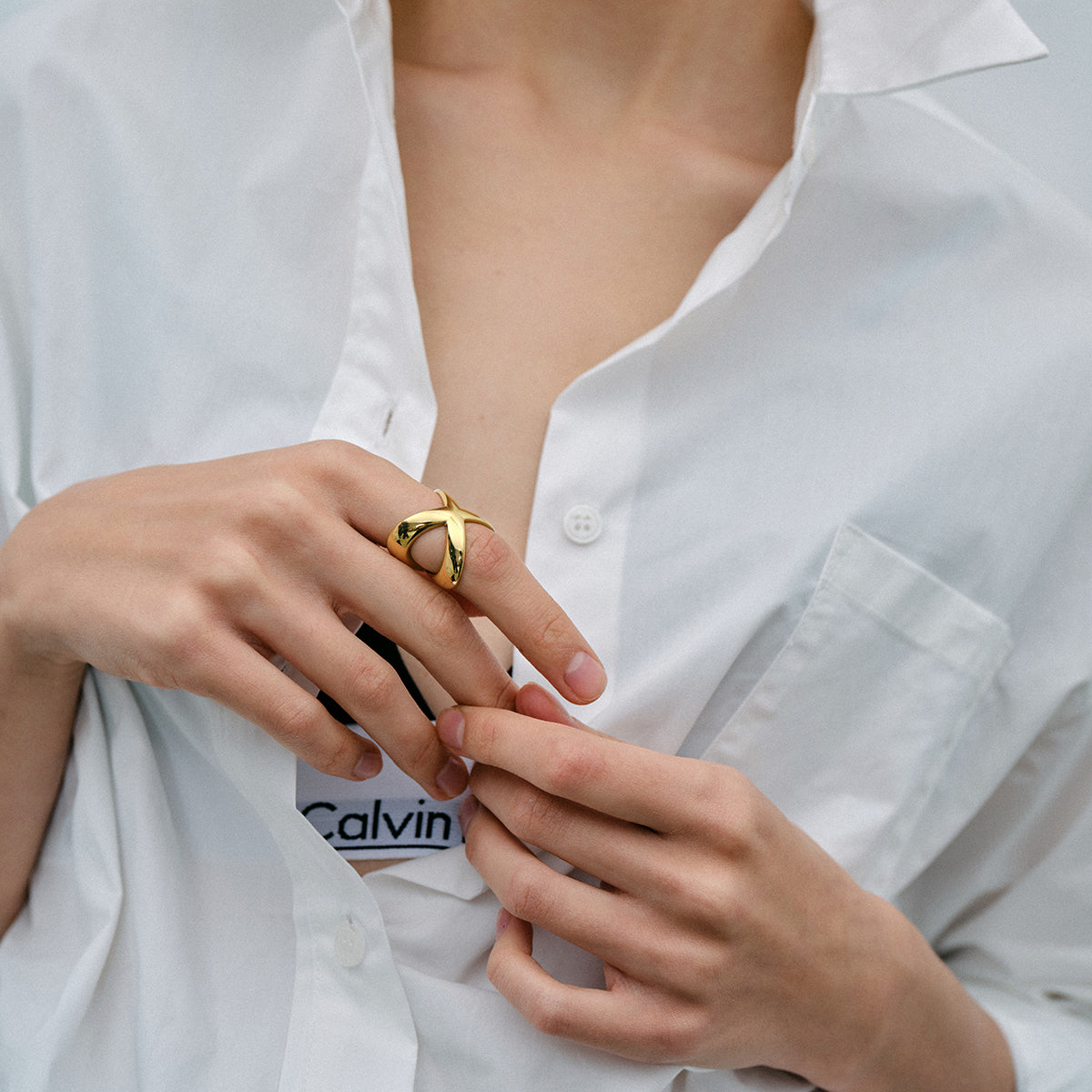 18K Gold-Plated Crisscross Ring - Laazaar