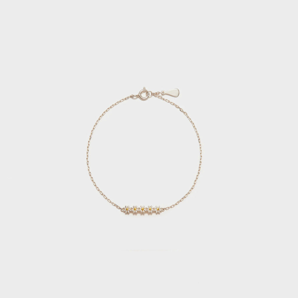 Daisy Shape Spring Ring Closure Bracelet - Laazaar