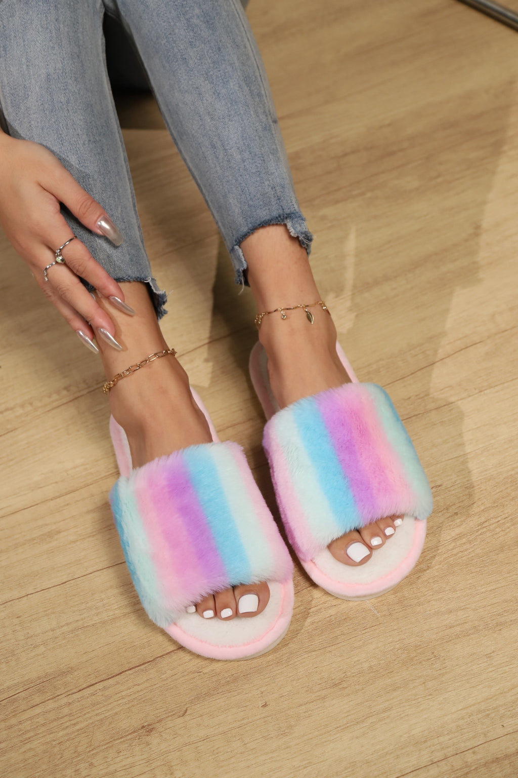 Color Block Open Toe Faux Fur PVC Slippers - Laazaar