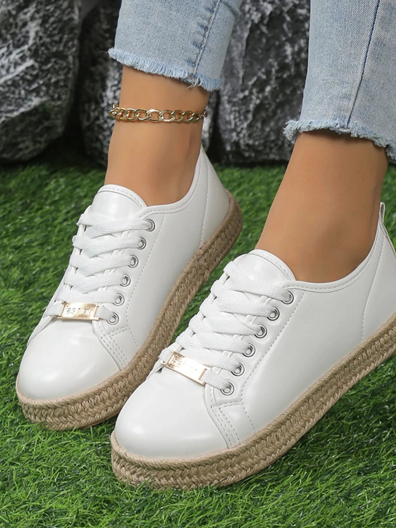 Round Toe Platform Sneakers