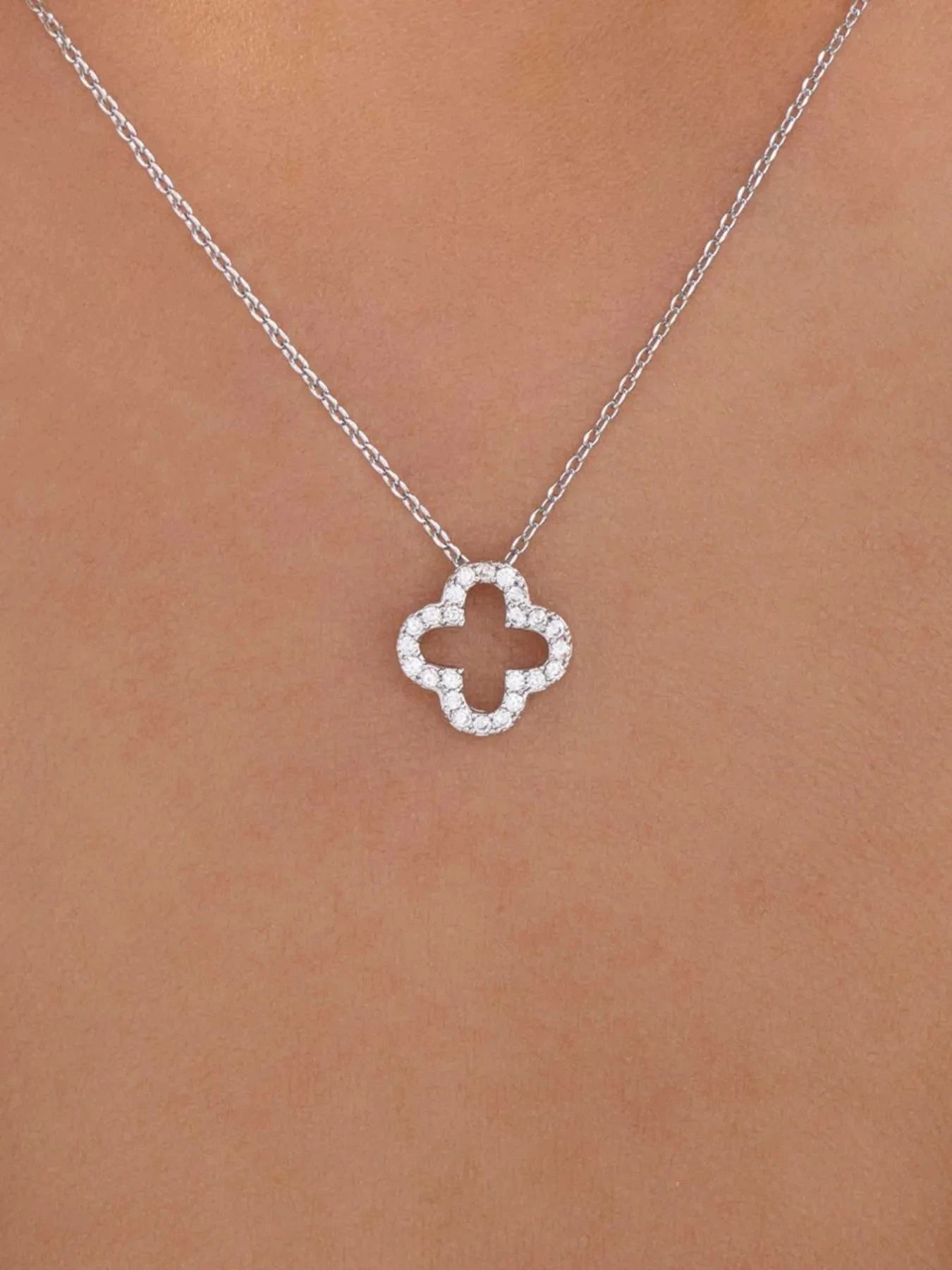 Inlaid Zircon Clover Pendant Necklace