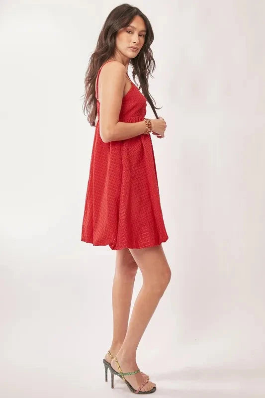 Davi & Dani Textured Sweetheart Neckline Bubble Hem Dress