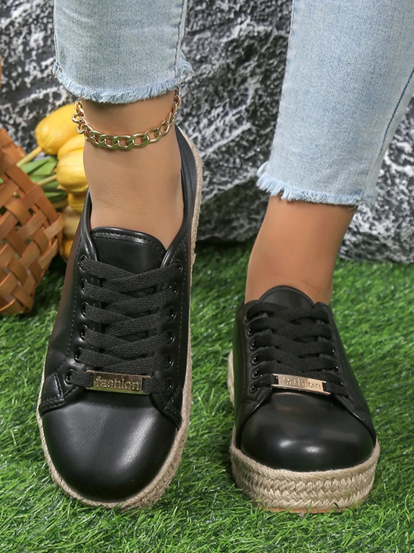 Round Toe Platform Sneakers