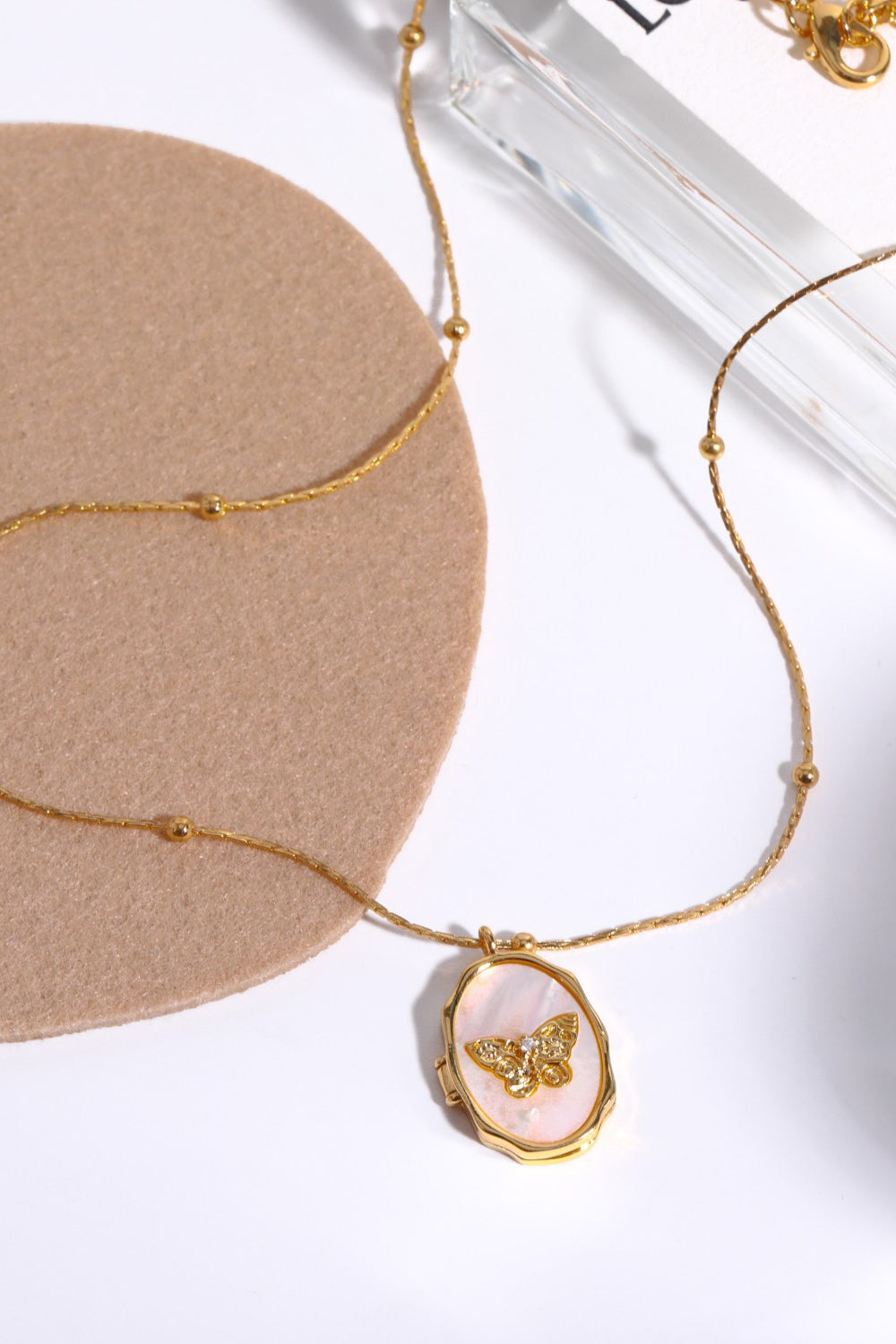 Butterfly Shell Pendant Copper Necklace - Laazaar