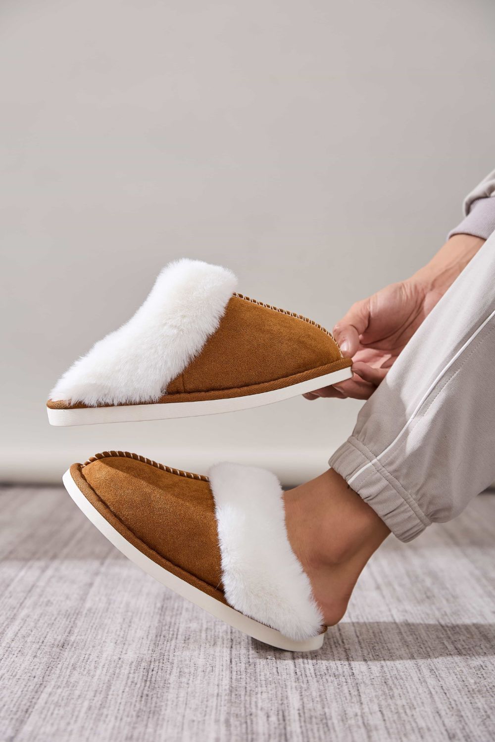 Faux Fur Round Toe Slippers - Laazaar