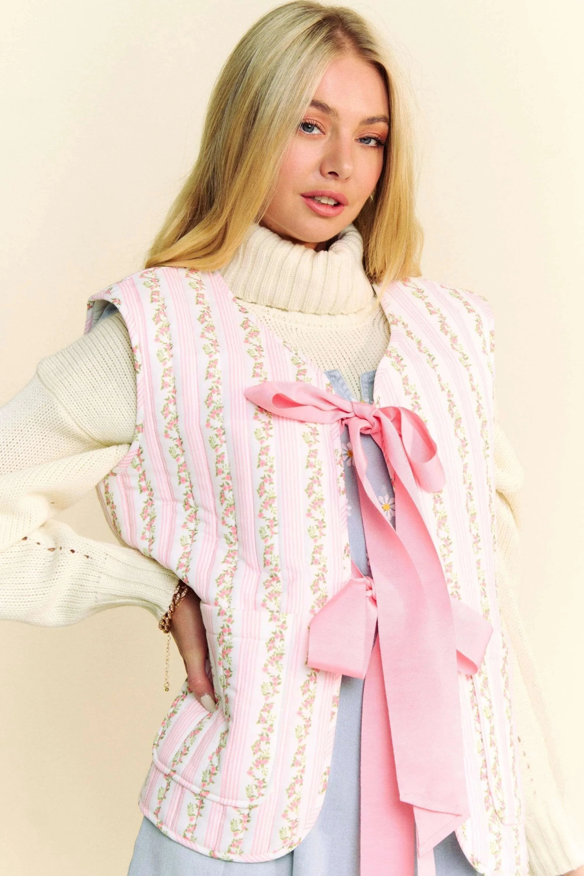 Davi & Dani Quilted Floral Bow Tie Front Padding Vest Jacket