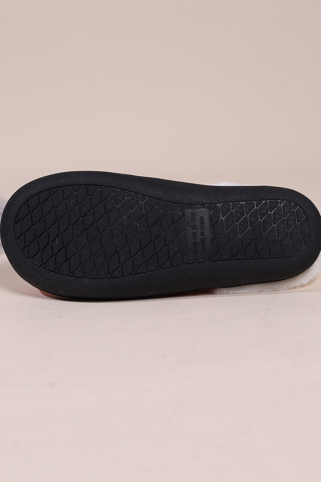 Snowman Round Toe Faux Fur Slippers - Laazaar