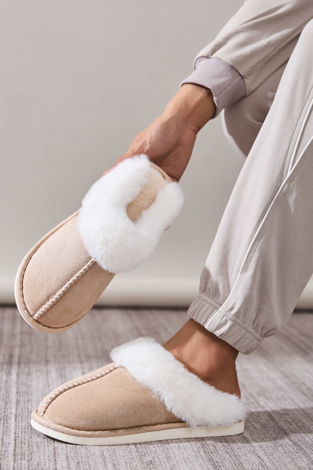 Faux Fur Round Toe Slippers - Laazaar