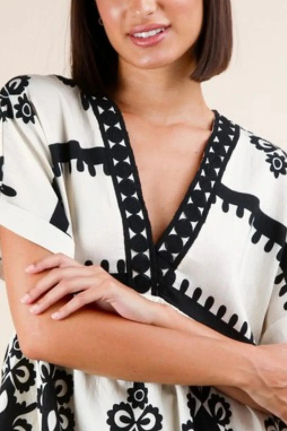 VERY J Printed V-Neck Woven Mini Dress